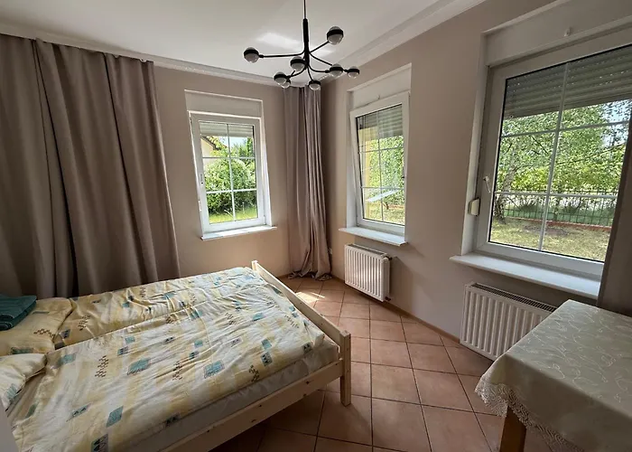 Lotta Autobus Na Targi Mtp, Darmowy Parking, Samodzielny Meldunek 波兹南