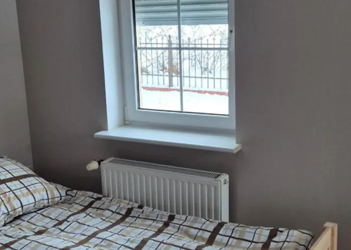 Lotta Autobus Na Targi Mtp, Darmowy Parking, Samodzielny Meldunek * 波兹南