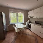 Penzion Lotta Autobus Na Targi Mtp, Darmowy Parking, Samodzielny Meldunek Poznaň