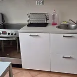 Penzion Lotta Autobus Na Targi Mtp, Darmowy Parking, Samodzielny Meldunek Poznaň