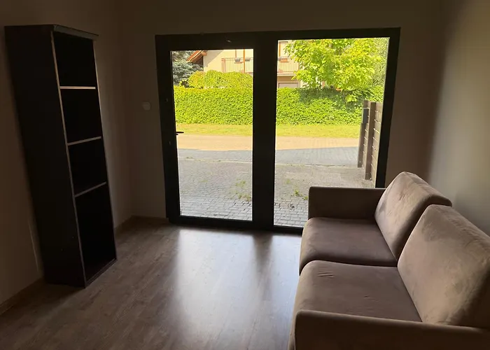 Lotta Autobus Na Targi Mtp, Darmowy Parking, Samodzielny Meldunek * Poznań