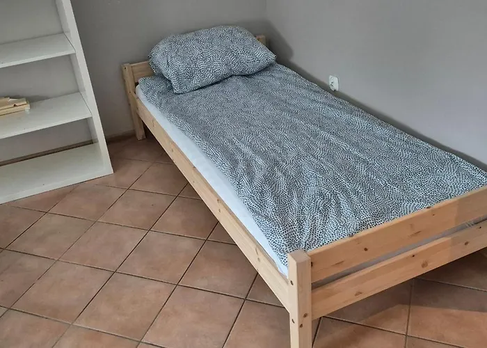 Гостевой дом Lotta Autobus Na Targi Mtp, Darmowy Parking, Samodzielny Meldunek *