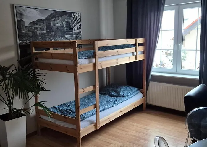 Lotta Autobus Na Targi Mtp, Darmowy Parking, Samodzielny Meldunek Pensjonat *